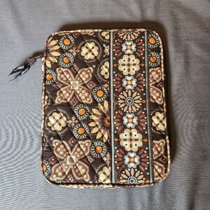 Vera Bradley Tablet Case in Canyon, Used Like New